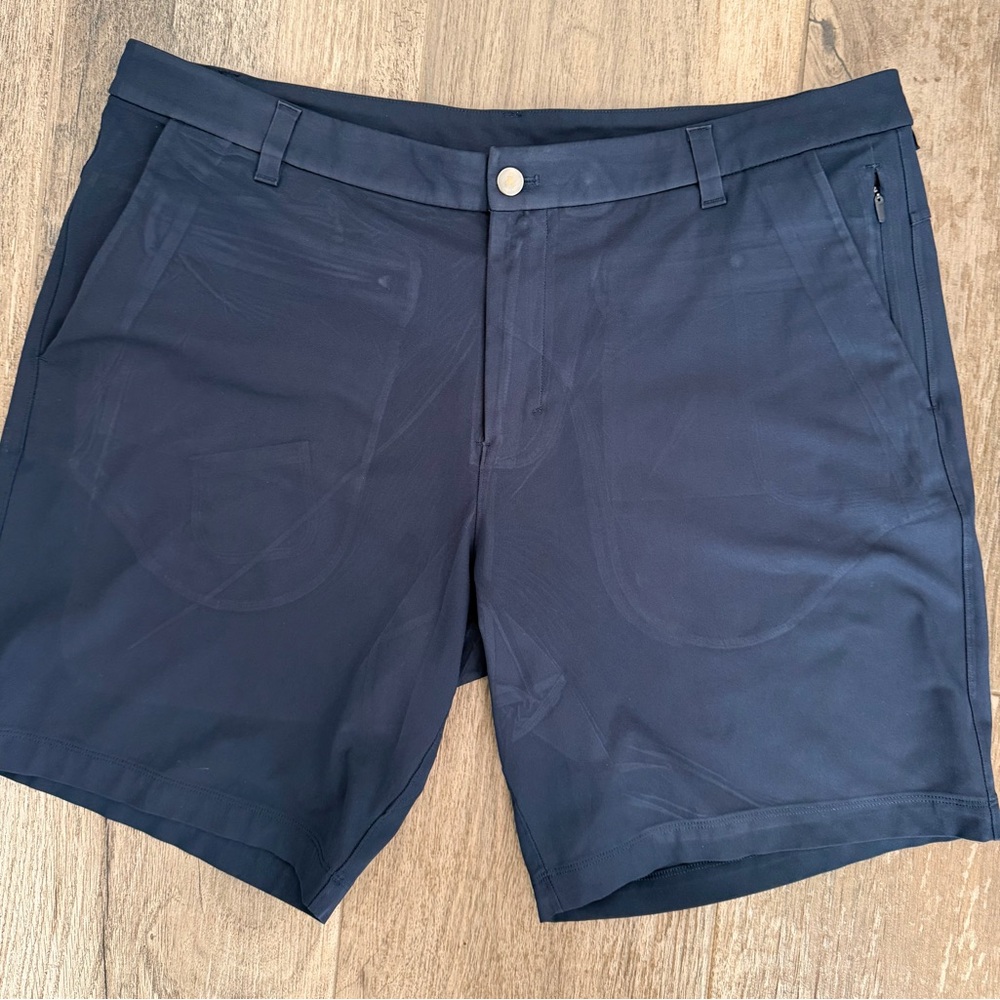 Lululemon Men's Navy Golf Outdoors Sz 38 Casual Golf Shorts